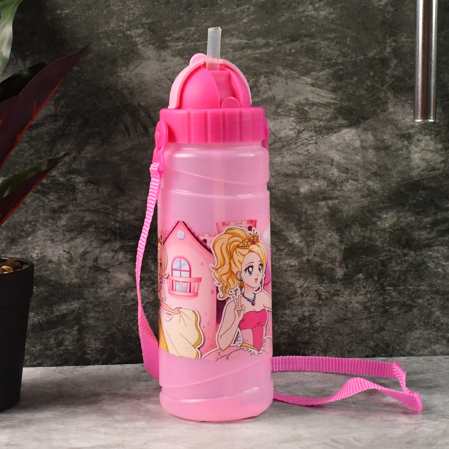 Cartoon Printed Water Bottle 550ml (1 Pc) Cartoon Printed Water Bottle 550ml (1 Pc)